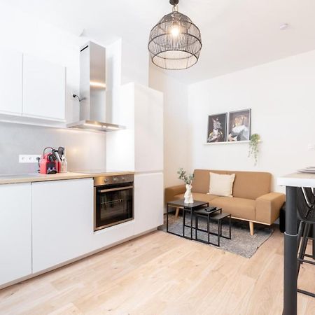 Apartamento Lille Centre - 1Br In The Heart Of Lille! Exterior foto