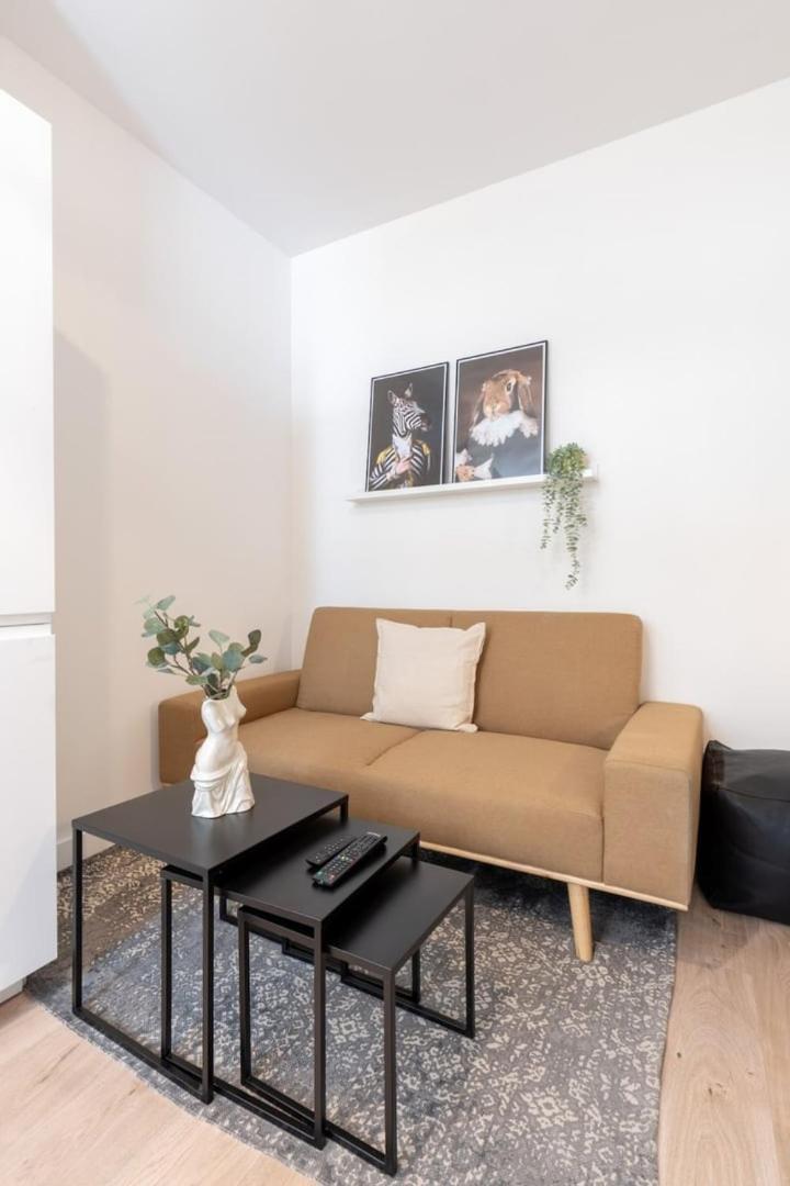 Apartamento Lille Centre - 1Br In The Heart Of Lille! Exterior foto
